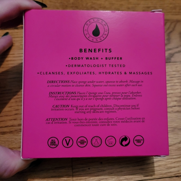 Spongellé Bulgarian Rose Body Wash Infused Buffer - Picture 3 of 9